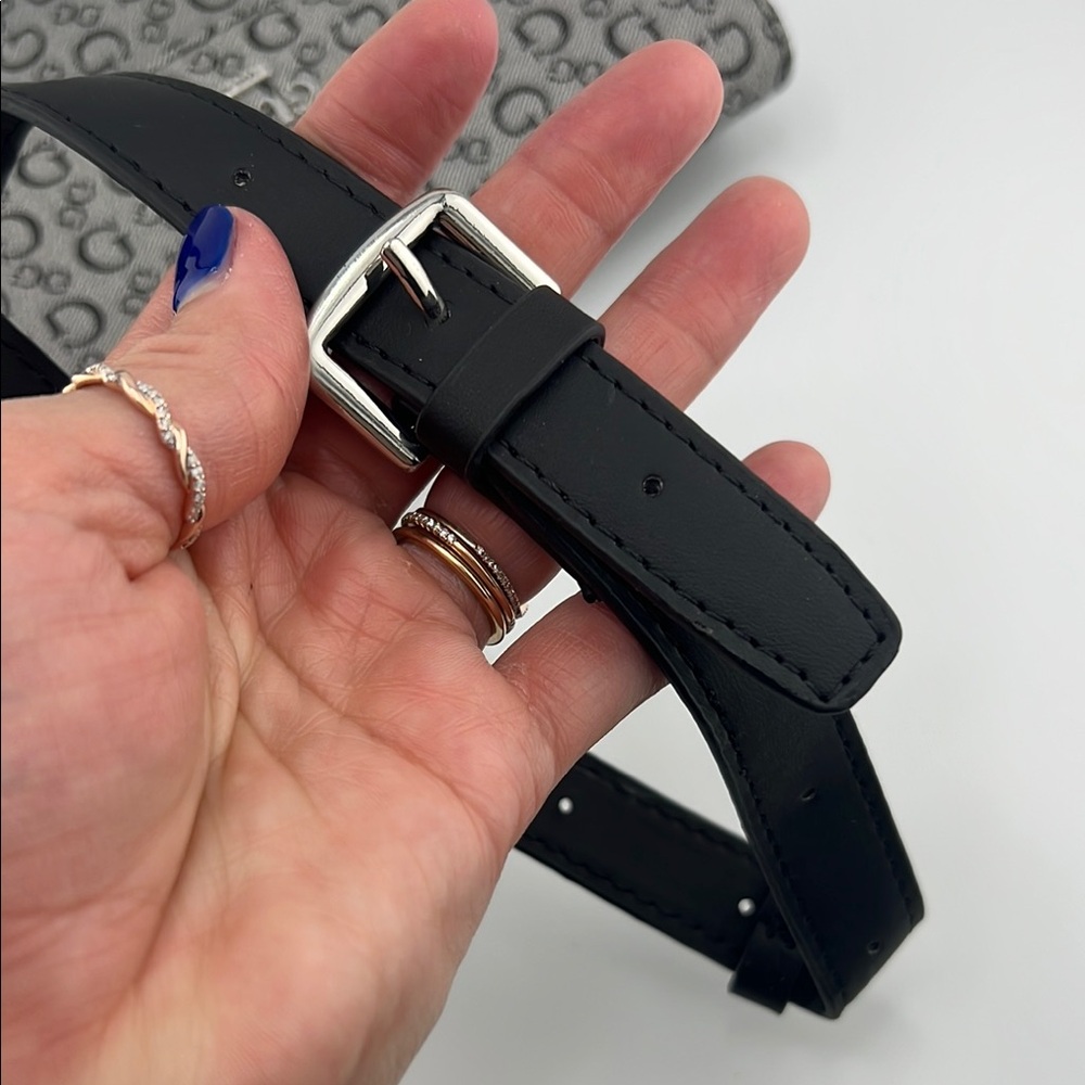 Guess Belt Bag - Picture 8 of 10